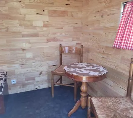 Caravane Du Far West * Bouglon